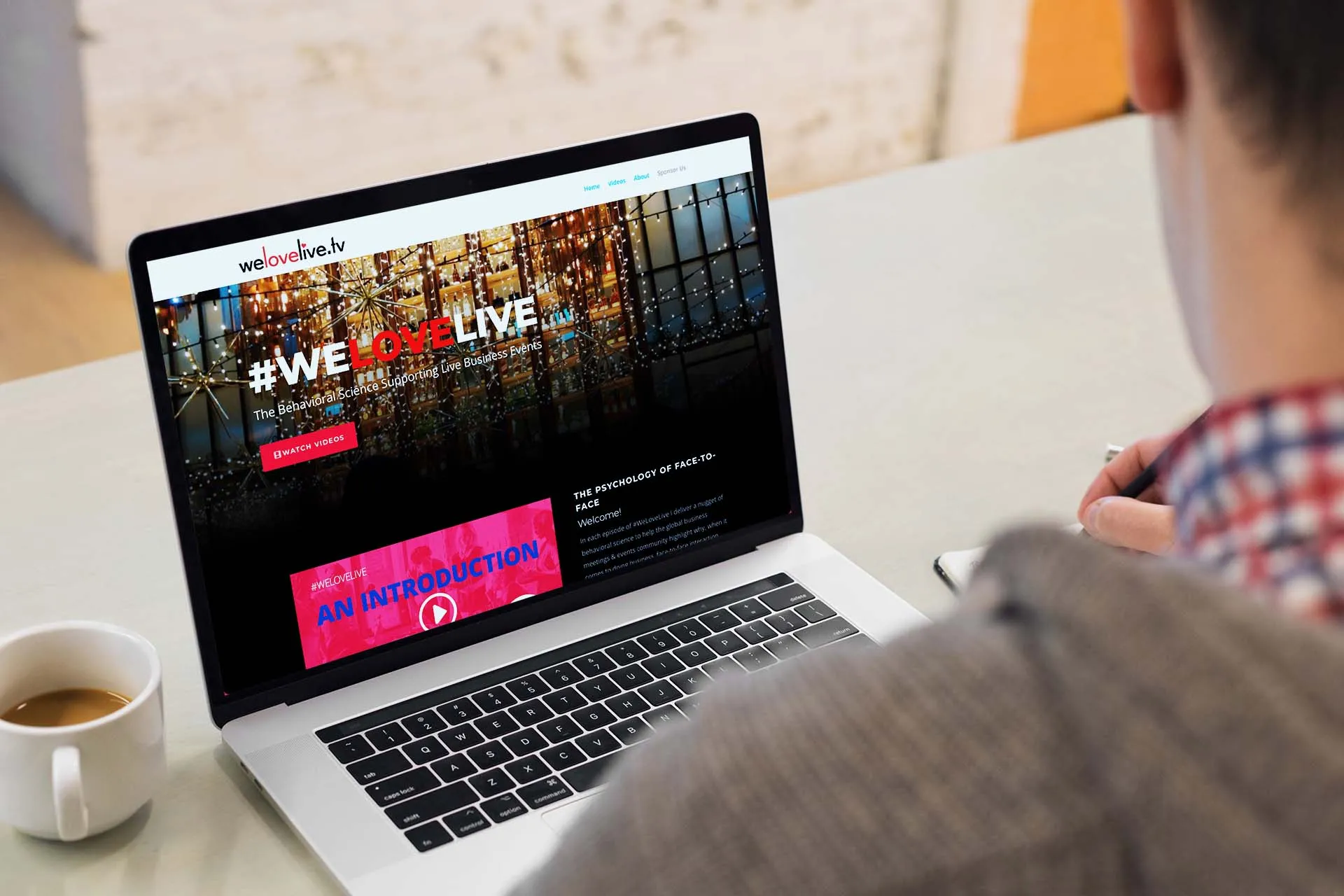Promotional Website built for Welovelive.tv — screenshot